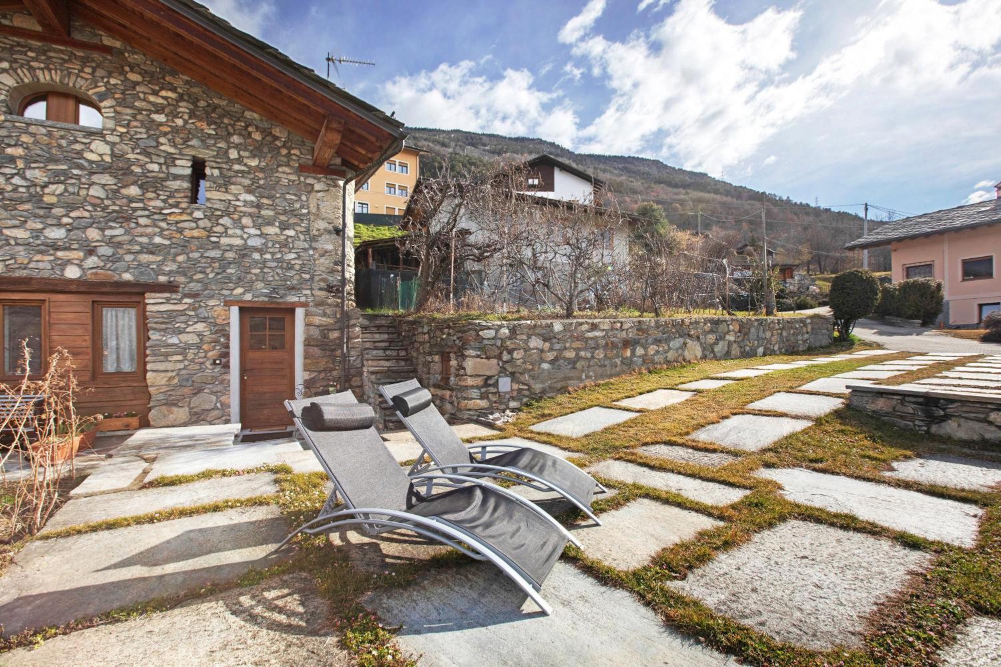 Mini House Valle D'Aosta Roisan Exterior foto